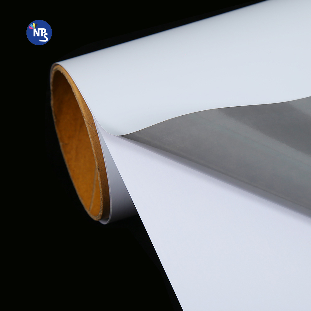 Rouleau de PVC d'impression éco-solvant blanc mat brillant rouleau d'autocollant de vinyle de voiture adhésif imprimable vinyle auto-adhésif