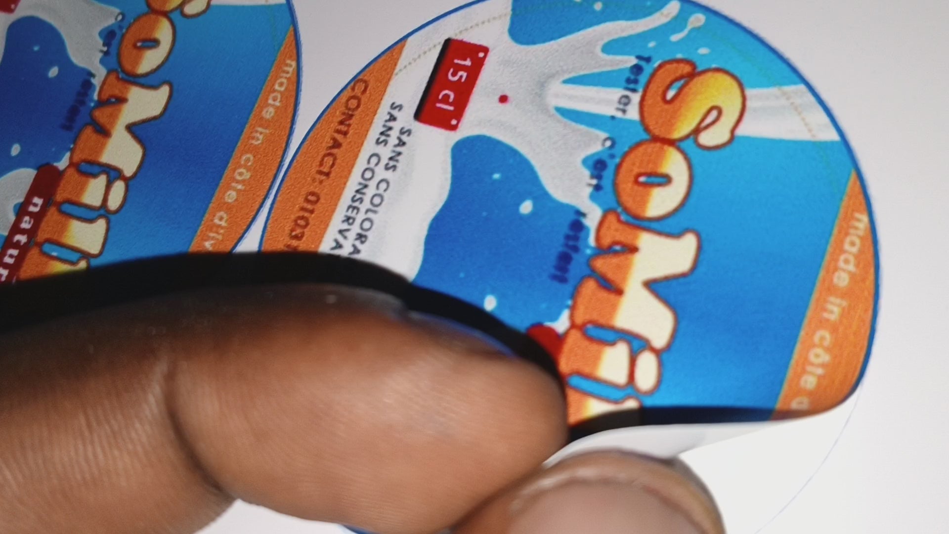 ÉTIQUETTES PRODUITS TOUTES FORMES CIRCULAIRE,RECTANGULAIRE, CARRE,  EN VINYL AUTOCOLLANT BLANC